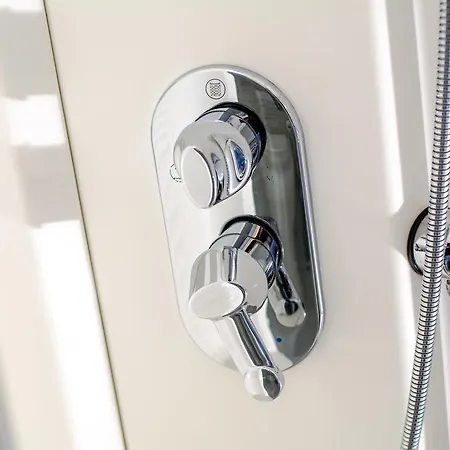 Apartment Mandalina *